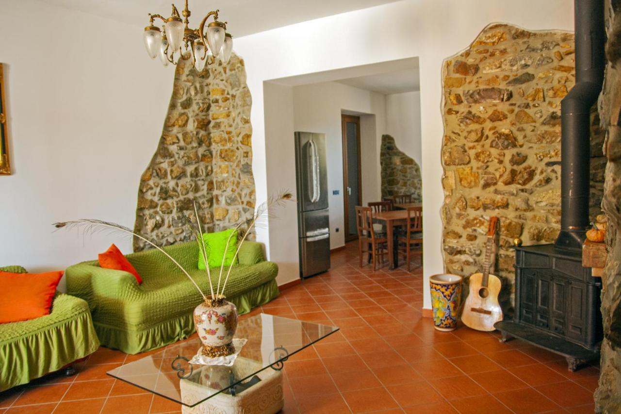 La Casa Sulla Collina Bed and Breakfast Altavilla Silentina Exteriör bild